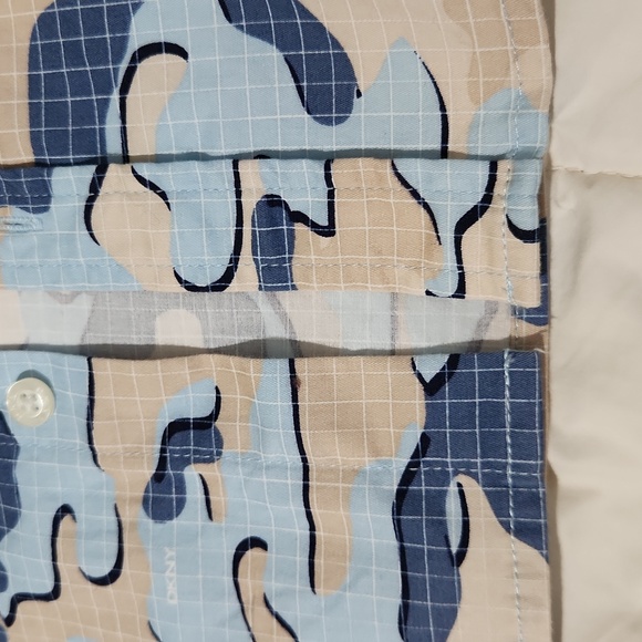 DKNY mens short sleeve retro camouflage button up - Picture 4 of 7